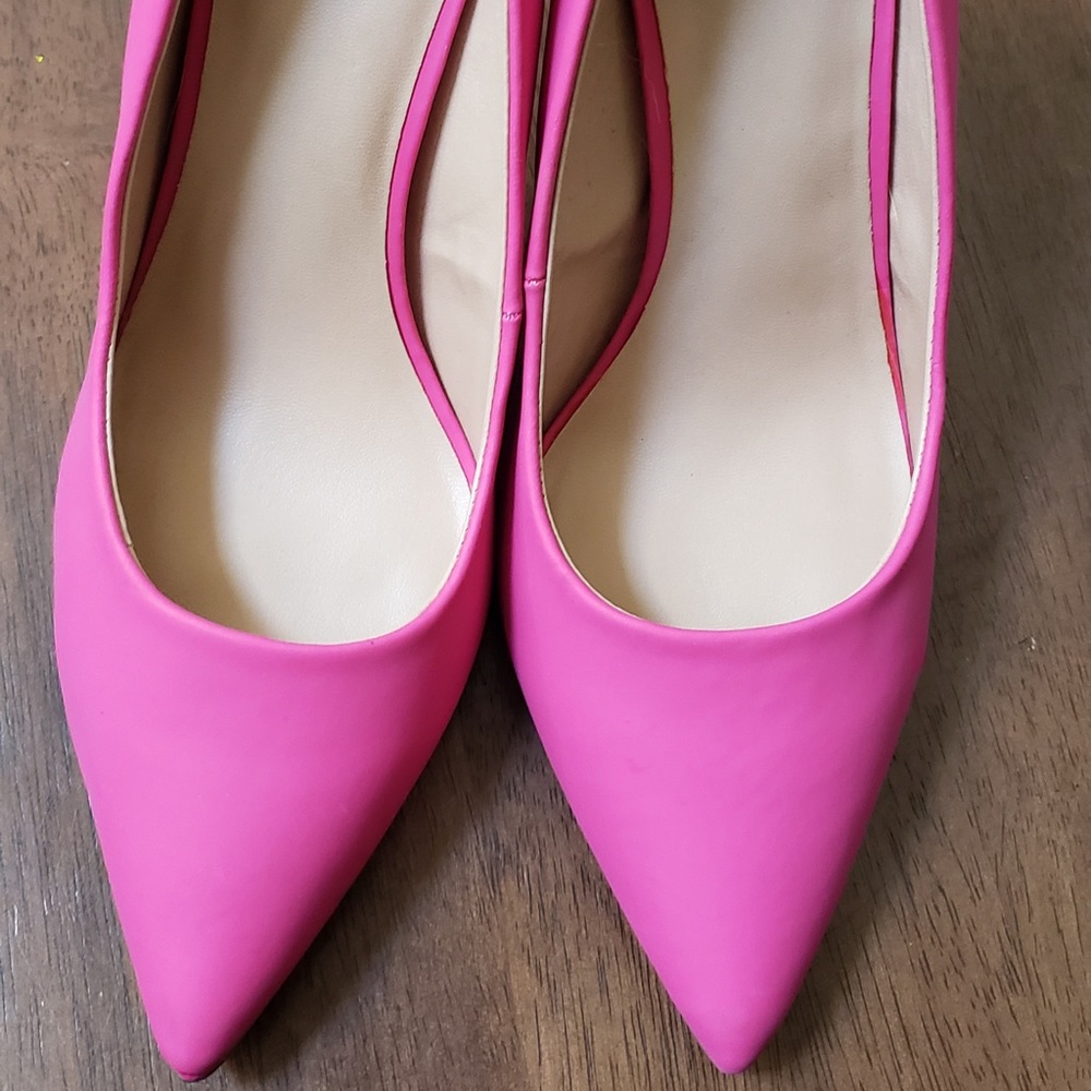 Never worn pink Mix 6 heels 8.5